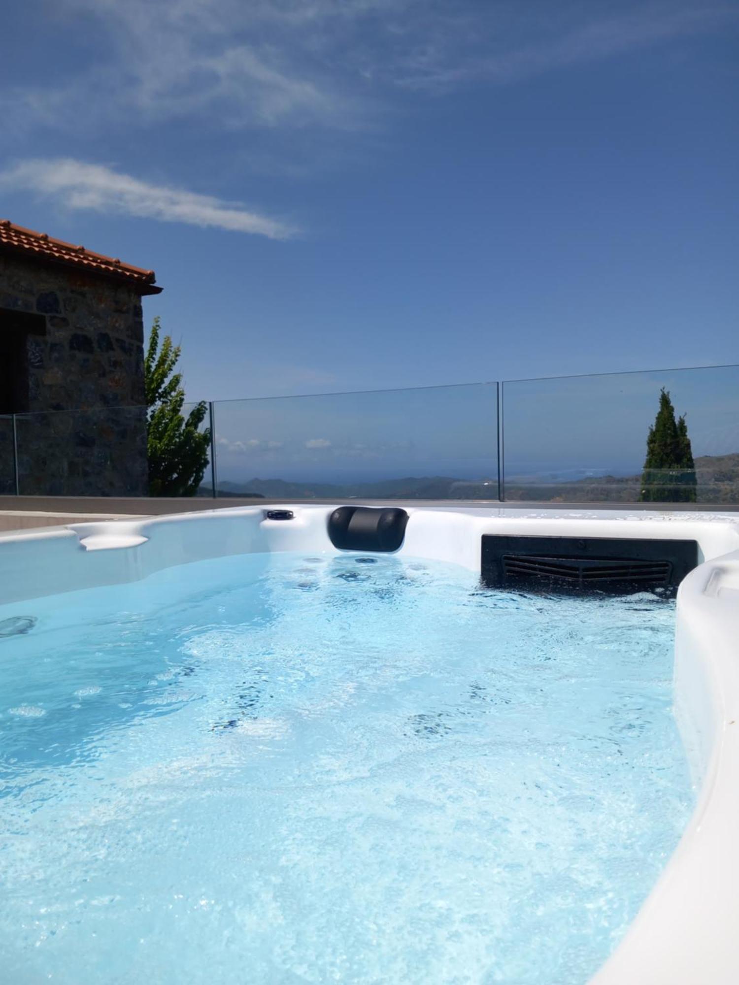 Villa Apirathes *